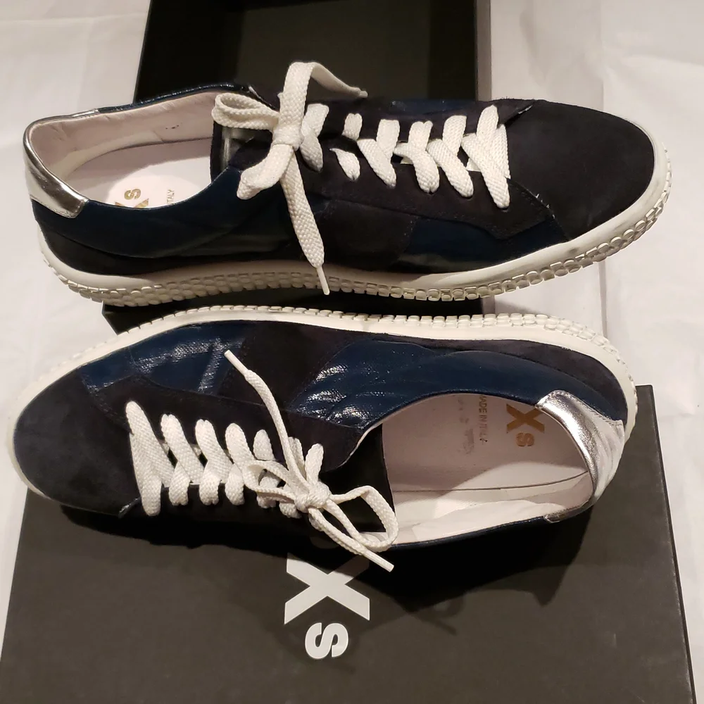 oXs Italy New Sneakers Edgy Wedge Tennis Shoes Suede Leather Women's 10 NIB